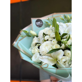 BEYAZ ÖZEL ŞIK BUKET